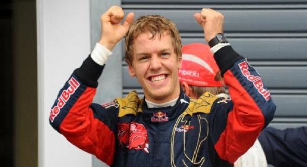 F1-Archív: A riválisok is Vettelt ünneplik