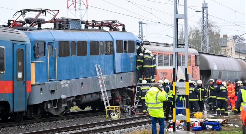 Hadházy: Megelőzhető lett volna a sápi vonatbaleset, ha nem spórolják ki a biztonsági berendezést