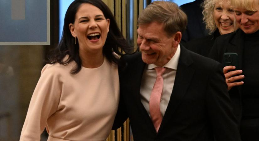 Baerbock békefenntartókat küldene Ukrajnába