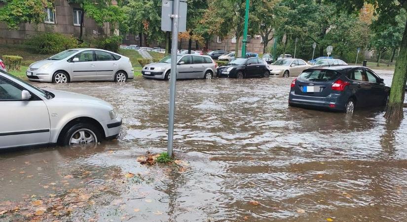 Felhőszakadás és városi árvíz – így örökítették meg olvasóink az esőzést