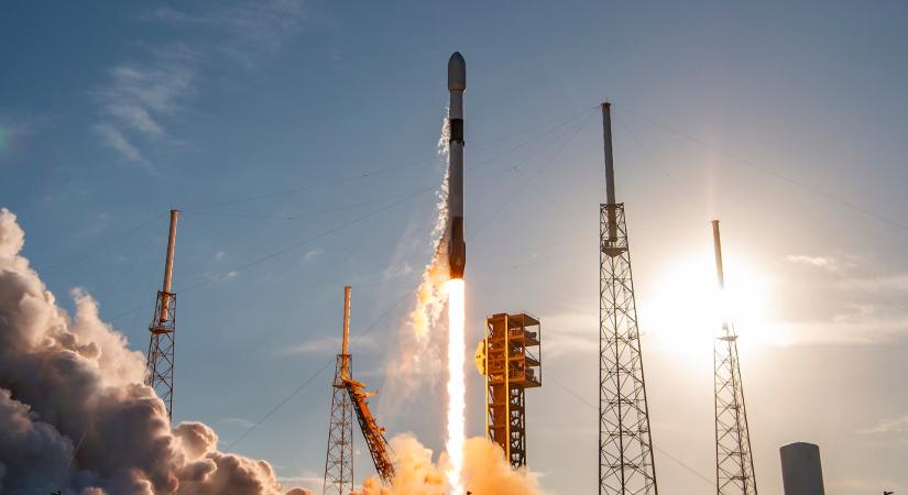 A SpaceX felbocsátotta a Northrop Grumman eddigi legnagyobb teherűrhajóját