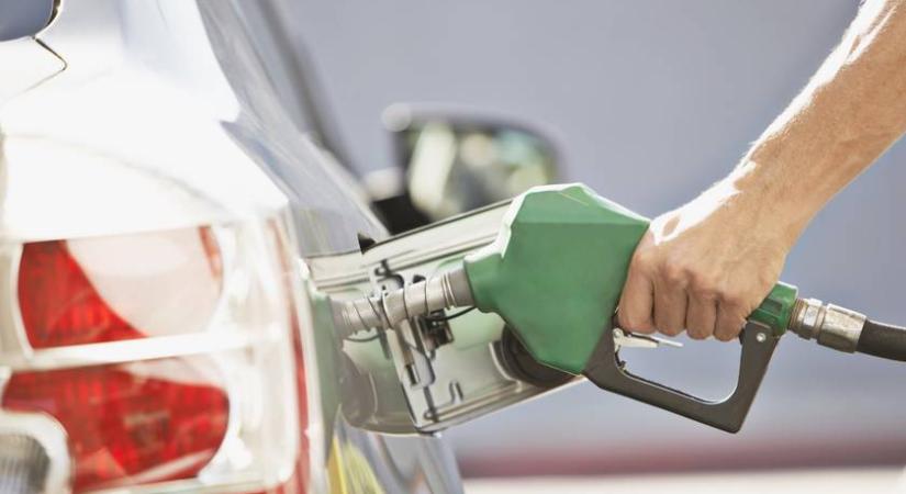 Kedden így változik a benzin ára: a gázolajról is megszólaltak a szakértők