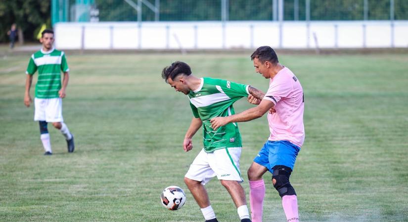 Az Őcsény oktatta a Decs csapatát a sárközi el Clásicón (képgalériával)