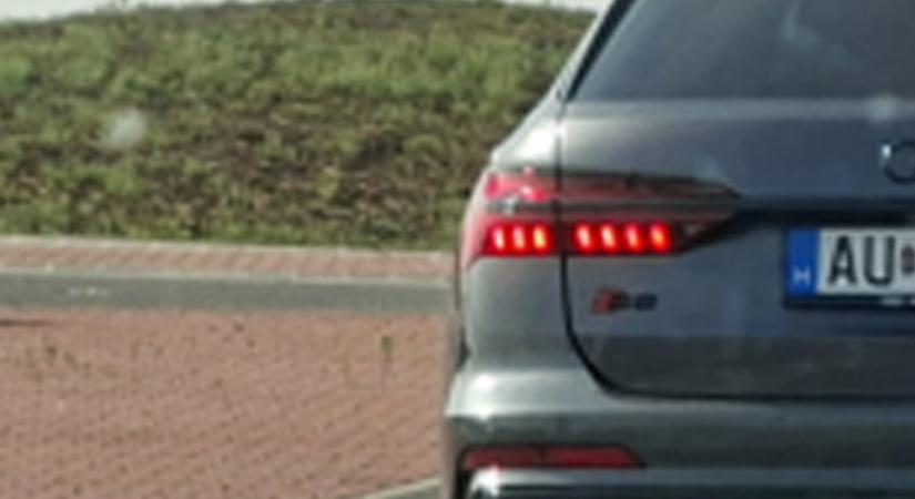 Pokoli egyéni rendszámot kapott egy hazai Audi
