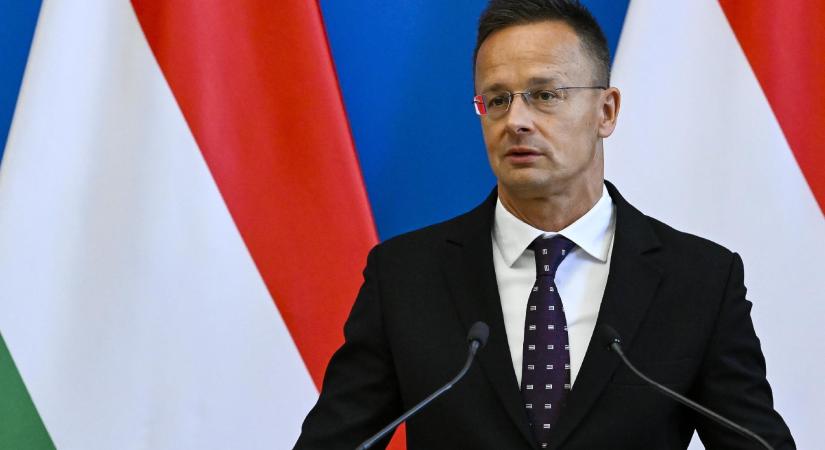 Szijjártó Péter: feladatunk, hogy a magyar gazdaságot mentesítsük a rossz brüsszeli döntések negatív hatásaitól
