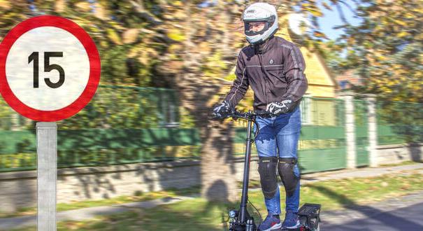 Így sorolják be a rollereket az új KRESZ-ben: 35 kg és 1000 W a felső határ