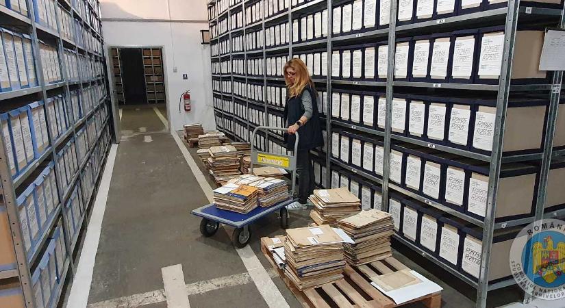 Feltárják a II. világháborút követő évtizedek erdélyi magyar irodalmi és kulturális élet történeti hátterét