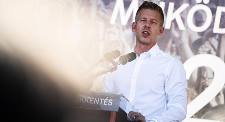 Magyar Péter felfedte, honnan származnak a Facebookon írt hozzászólásai