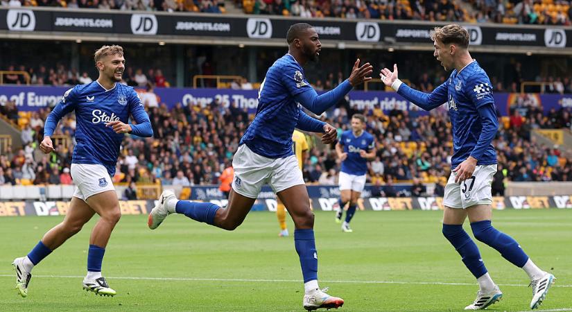 Meghosszabbítaná támadójának a szerződését az Everton – sajtóhír