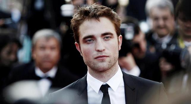 Robert Pattinson számzáras tasakban kapta meg a Batman 2. forgatókönyvét
