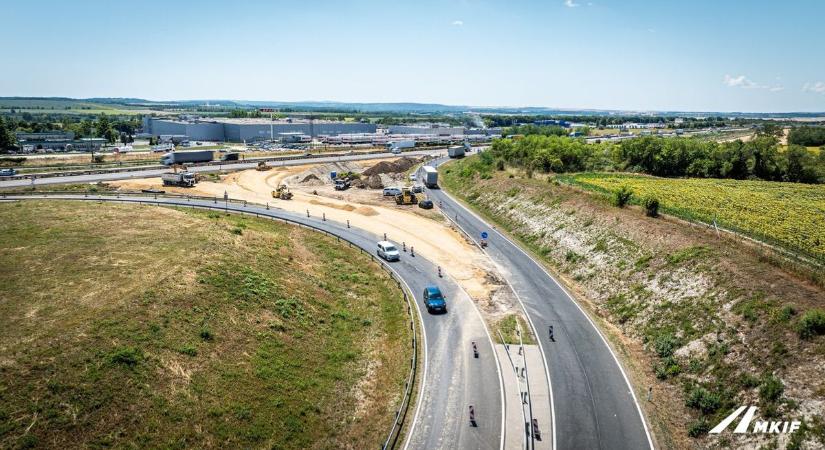 Az M1-es felújítás miatt 40 kilométernyi sávot zártak le most egyszerre