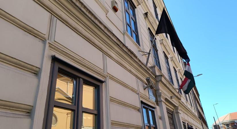Szörnyű tragédia Pécsen: munkahelyén vetett véget az életének egy nő