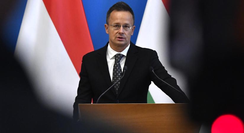 Szijjártó Péter aláírt egy megegyezést a kínai atomenergia-ügynökséggel