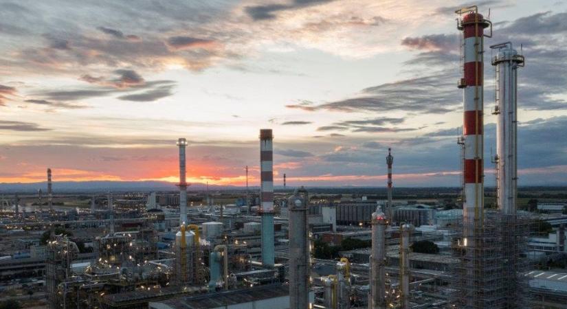 Műanyaghulladékból értékes termék: körforgásos alapanyagot tesztelt a MOL Petrolkémia Tiszaújvárosban