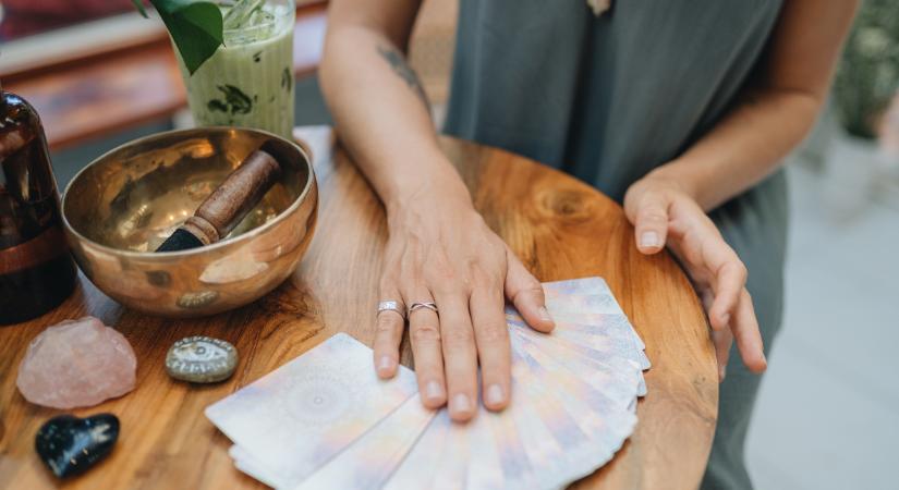 Heti tarot jóslás: Kardok Ásza vezeti utunkat a következő napokban