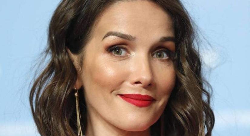 A Vad angyal 48 éves bombázója hálós ruhában: Natalia Oreiro volt a legdögösebb a TV2 stúdiójában