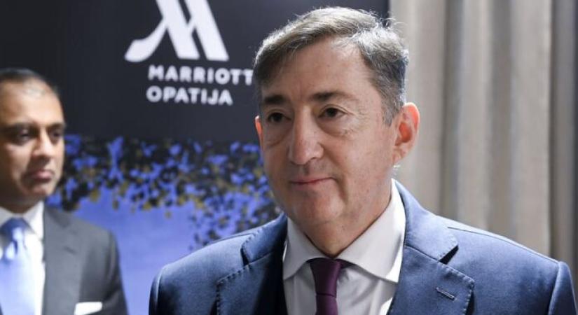 Elveszítheti Mészáros Lőrinc a sztrádakoncessziót