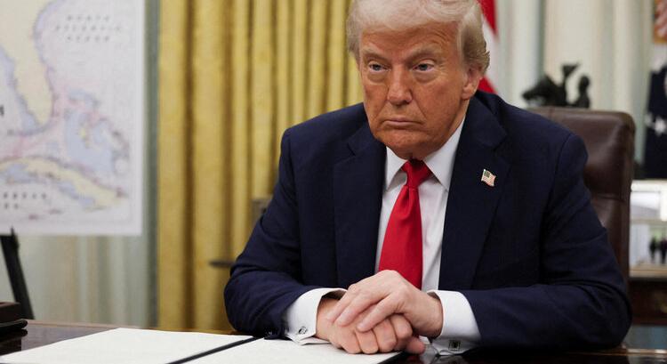 Trump kijelentette, hogy személyesen is beavatkozhat Zelenszkij és Putyin párbeszédébe