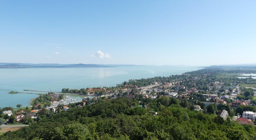 Megújul a fonyódi kikötő