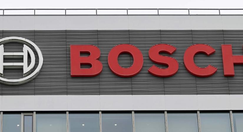 Egy fideszes bejelentette, hogy a Bosch vezetője csatlakozott a polgári köréhez, majd mégis törölte a cégvezető nevét
