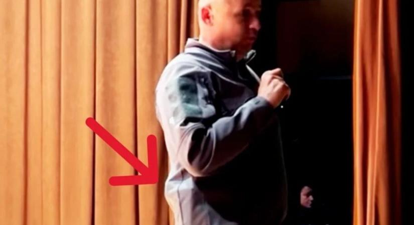 Ruszin-Szendi: „Viszket a tenyerem”. Fegyverrel jár az emberek között a Tisza bukott tábornoka? –Videó