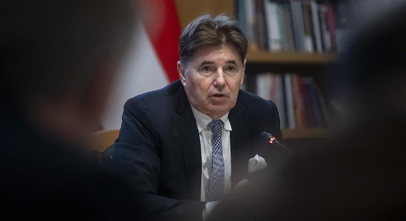 Kiadták a figyelmeztetést, cégek tízezrei mehetnek a levesbe