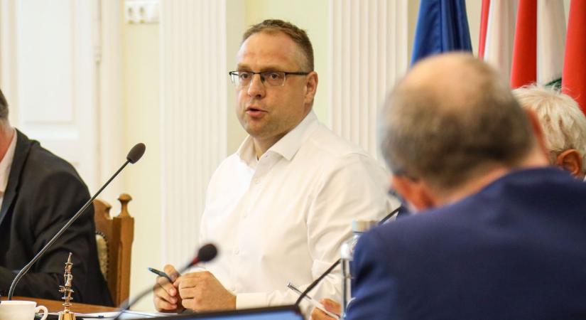 Komoly vádak érték Györfi Mihály polgármestert