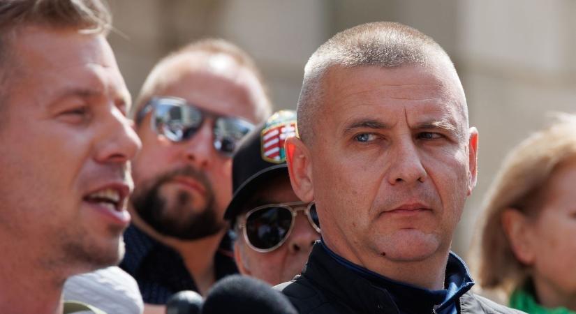 „Minden, amivel ölni lehet, az közelebb áll a szívemhez” – fegyvermániájáról vallott Ruszin-Szendi Romulusz