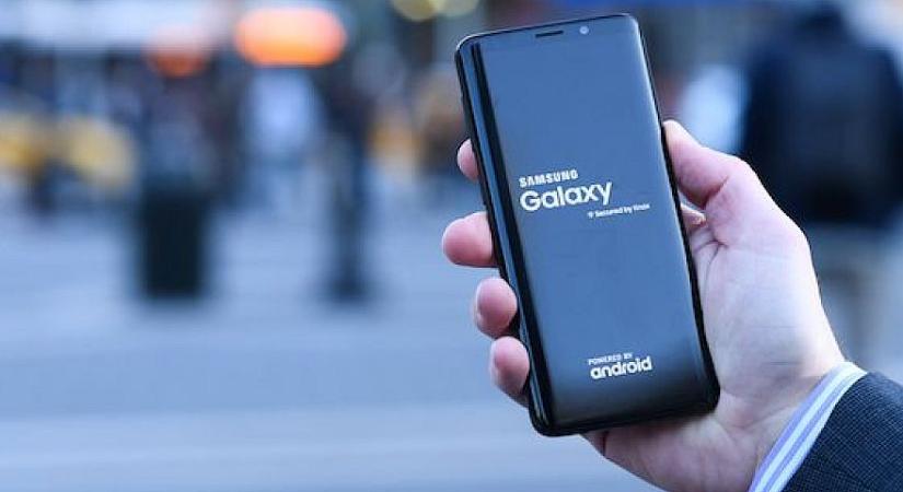 Itt a hivatalos lista: Ezek a Galaxy telefonok és ekkor kapnak One UI 8-at