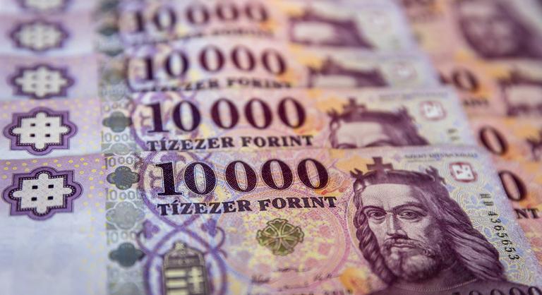 Váratlan dolog történt a fizetésekkel, jobban nőtt a nettó, mint a bruttó