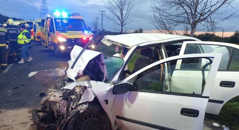 Újabb megrázó képeken a 81-es úti halálos baleset