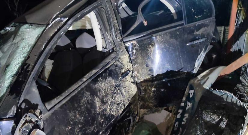 Étterem teraszára hajtott egy 19 éves sofőr, kilencen megsérültek