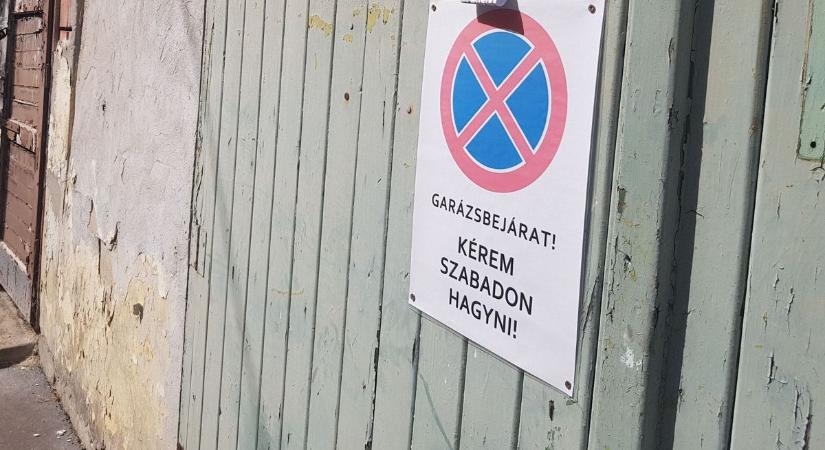 Ezt kockáztatja, ha valaki más garázsa elé parkol