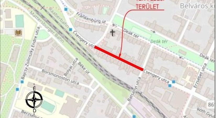 Megkezdődött Sopronban a Csengery utca szennyvízhálózat-fejlesztése, erre jó ha minden sofőr figyel