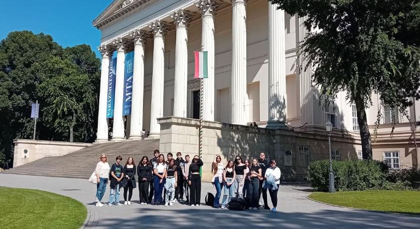 Budapestre utaztak a balmazújvárosi középiskolások