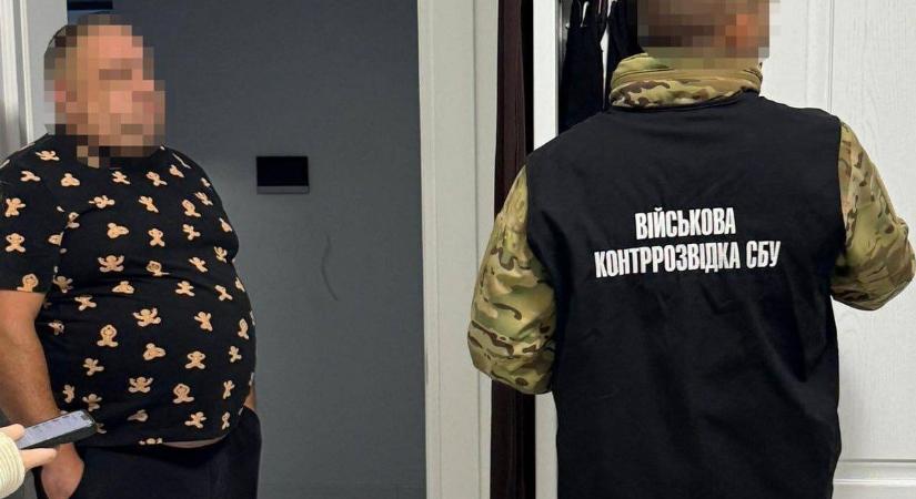 Rajtaütöttek a korrupt ukrán tisztviselőn, aki pénzért árulta a mozgósítás alóli felmentést