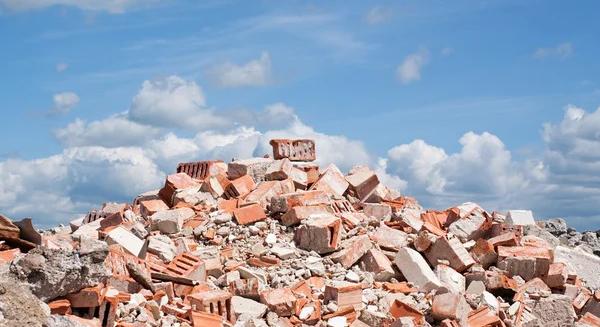 Továbbra is ingyenes lesz 1 m³ építési-bontási hulladék leadása az egrieknek