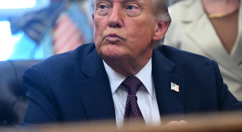 Donald Trump 15 milliárd dolláros rágalmazási és becsületsértési pert indít a New York Times ellen