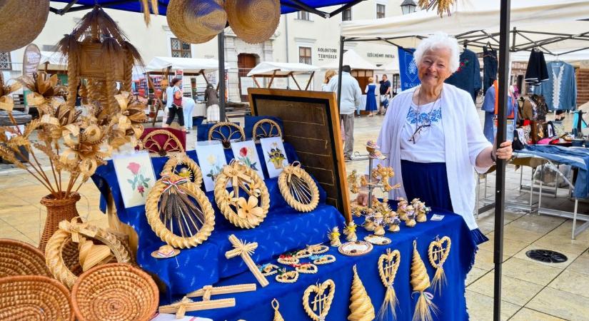 A győri szalmafonó és a kékfestő nyugodt, a felpéci bőrgyártó aggódik – Pardavi Mariann véleménycikke