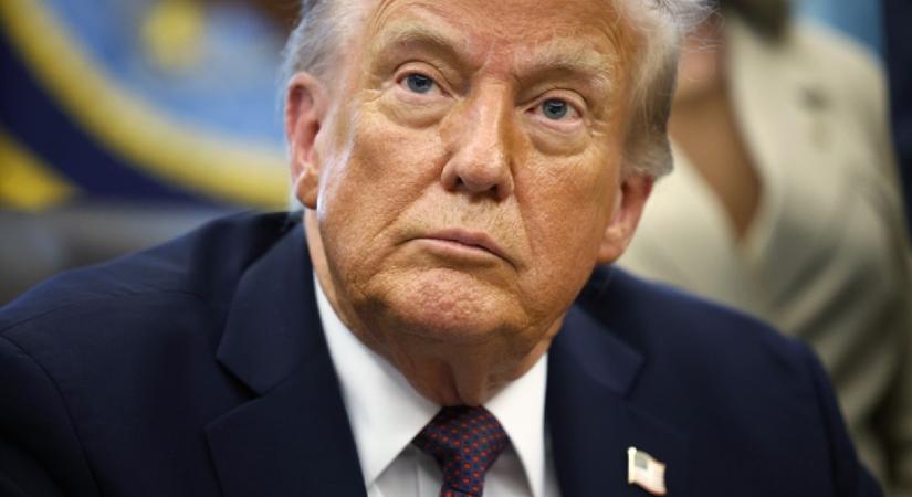 Sosem láttunk még Donald Trump és III. Károly találkozójához foghatót: történelmi horderejű látogatás közeleg