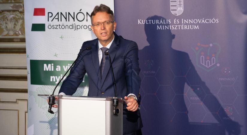 Európában a Pannonia ösztöndíj akár magasabb is, mint az Erasmus ösztöndíj volt