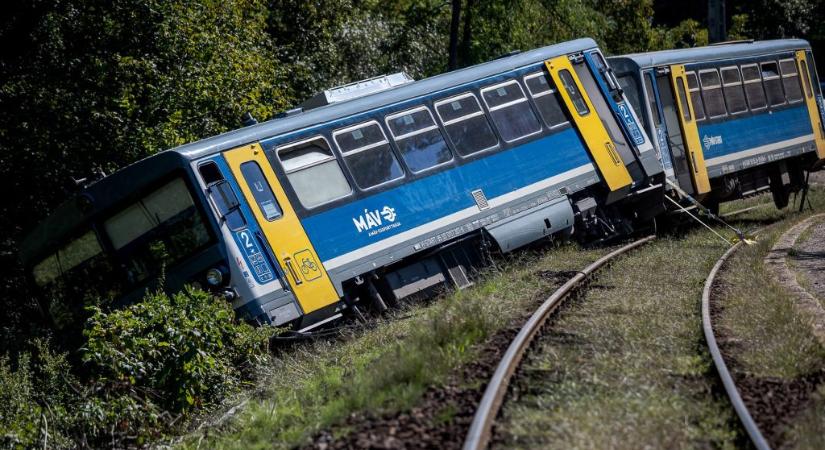 Büntetőeljárást indított a rendőrség a Magyarkútnál kisiklott vonat ügyében
