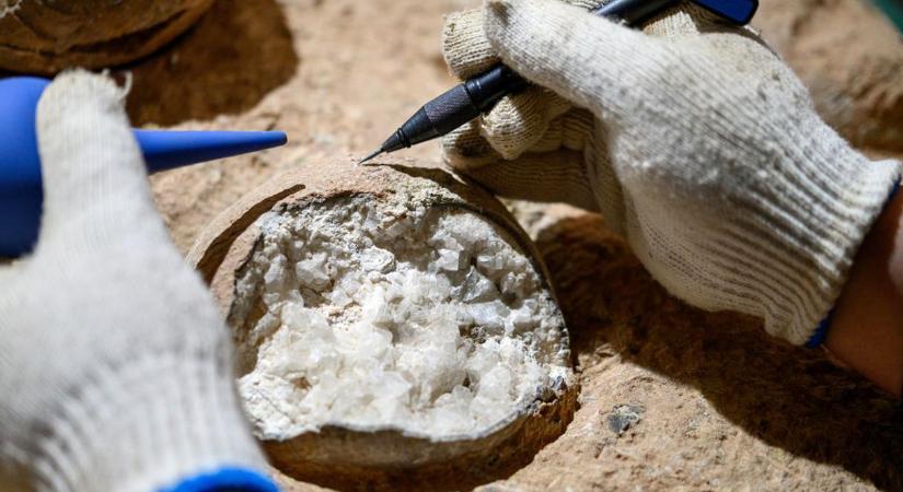 Először határozták meg közvetlenül dinoszaurusztojások korát