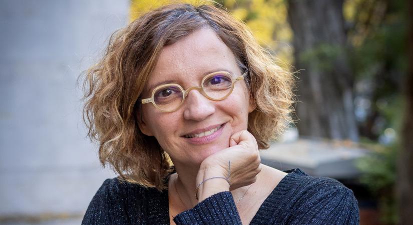 „Nem akarok fekete kendős néni lenni a padon” – Balázsy Panna az Egyenlítő podcastban elárulta, miért hagyta ott a képernyőt annak idején