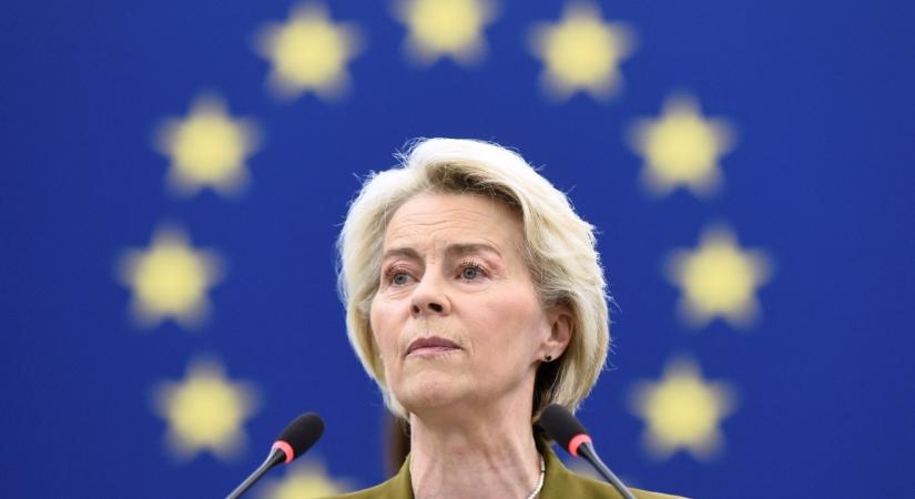 Két bizalmatlansági indítvány is fenyegeti von der Leyent