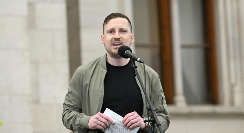 Terézváros polgármestere államkötvény vásárlásával kerüli el azt, hogy oda kelljen adni a pénzt az államnak