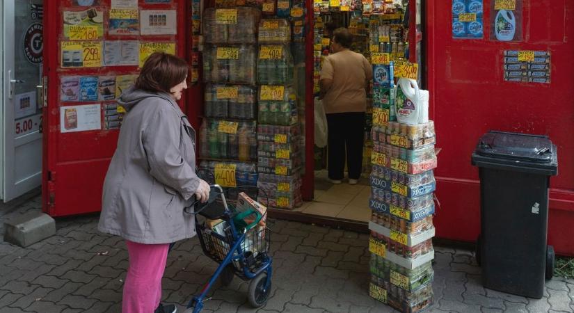 Kibővítették a jogosultak körét a nyugdíjas élelmiszer-utalvány esetében
