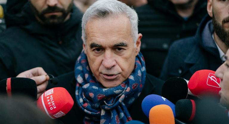 Vádat emeltek Calin Georgescu volt román államfőjelölt ellen
