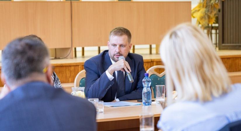 A hepatitisz A-járványról egyeztetett Šaško Nyitrán – az oltás volna a legfontosabb a megelőzésben