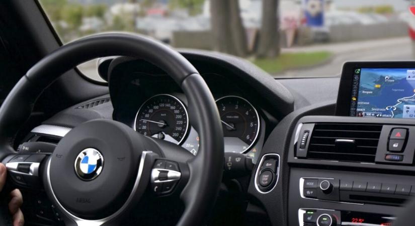 Képtelenség utolérni a BMW SUV-okat